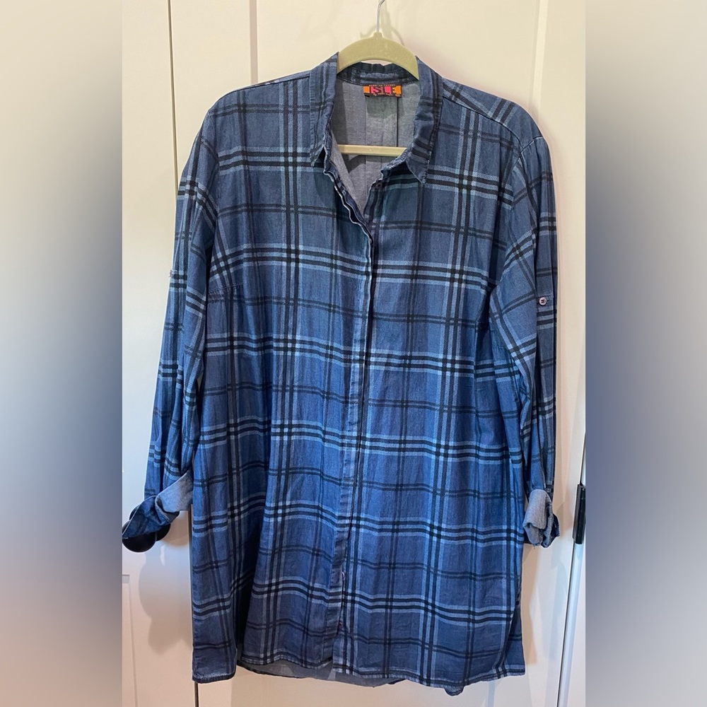 Navy and black plaid button up